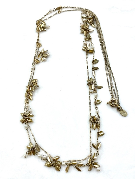 LOFT Jewelry - LOFT Gold Floral Cluster Necklace with Pearl Accents